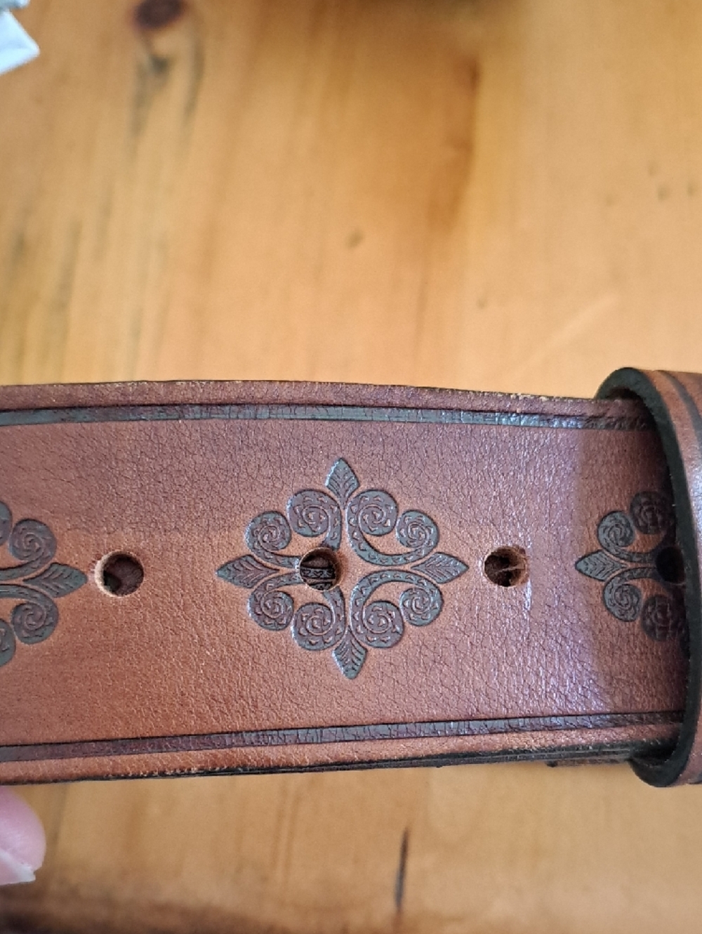 Danier Brown Leather Belt with Floral-Accent Buckle - Picture 4 of 4